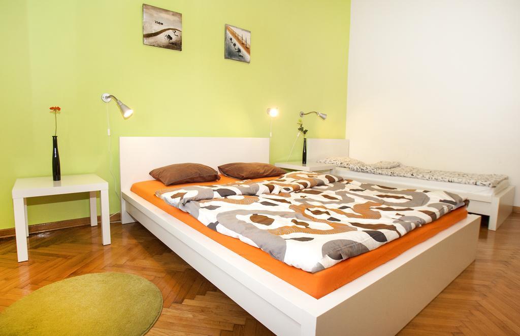 Bridge Apartment Belgrade Room photo